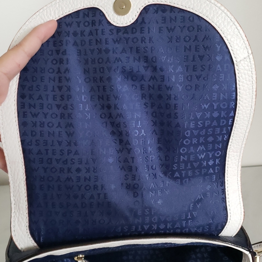 Kate Spade Crossbody - Picture 6 of 10